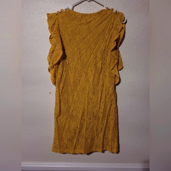 Molly Bracken Yellow Lace Sleeveless Ruffle Mini Dress Size Small - Picture 9 of 11